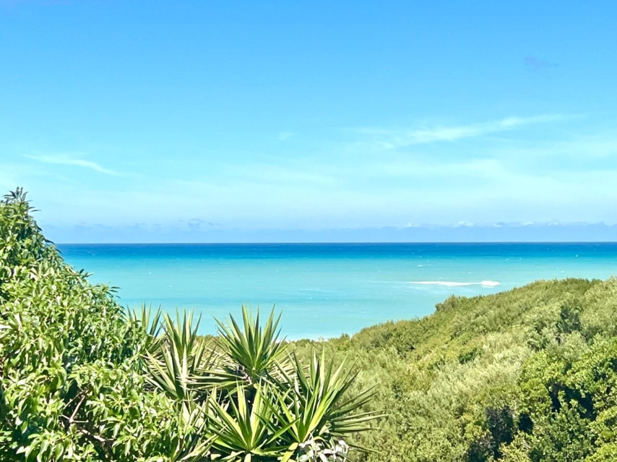 5 Bedroom Property for Sale in Paradise Beach Eastern Cape